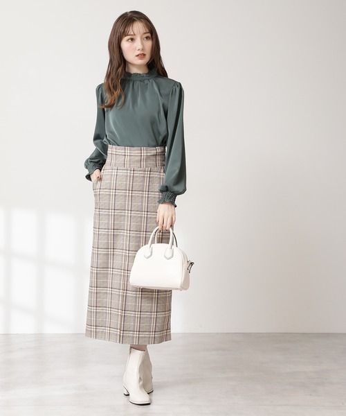 N.(N. Natural Beauty Basic)(エヌエヌナチュラルビューティーベーシック)の「◆フリルネックバックリボンブラウス(シャツ/ブラウス・レディース・ベージュ/ナチュラル/グリーン・MEDIUM)」の16枚目の写真