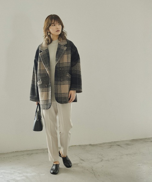 Fashion Letter（ファッションレター）の「チェック柄ミドル丈ダブルジャケット（チェスターコート・レディース・ベージュ/ブラウン・M/L）」の13枚目の写真