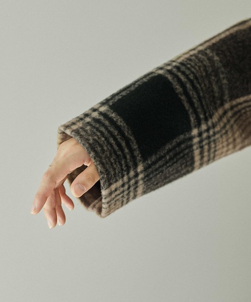 Fashion Letter（ファッションレター）の「チェック柄ミドル丈ダブルジャケット（チェスターコート・レディース・ベージュ/ブラウン・M/L）」の5枚目の写真