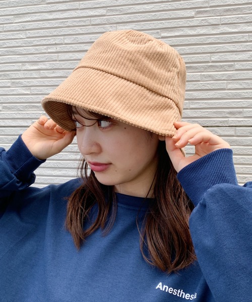 at12:03（アットイチニーゼロサン）の「コーデュロイバケットハット（ハット・レディース・ブラック/ベージュ/ブルー/アイボリー・FREE）」の3枚目の写真
