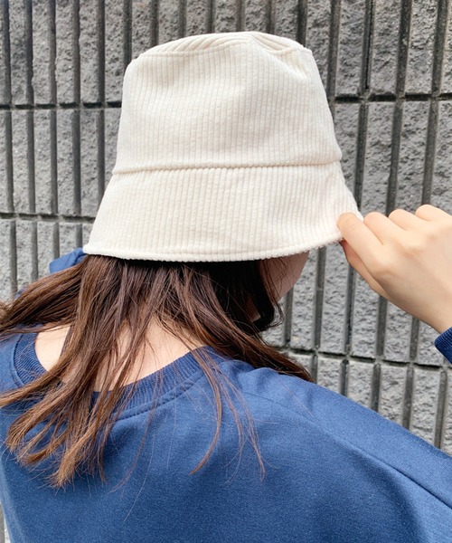 at12:03（アットイチニーゼロサン）の「コーデュロイバケットハット（ハット・レディース・ブラック/ベージュ/ブルー/アイボリー・FREE）」の11枚目の写真