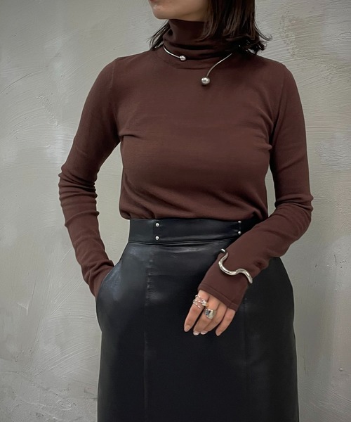 &g'aime（アンジェム）の「【&g’aime】タートルネックニット（ニット/セーター・レディース・ブラック/グレイッシュベージュ/テラコッタ/カーキ/ダークブルー/ブラウン・FREE）」の7枚目の写真