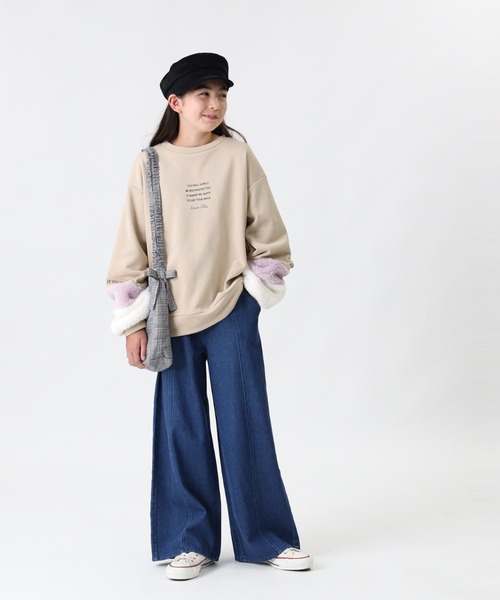 VIVIAN BLUE（ビビアンブルー）の「【VIVIAN BLUE】袖フェイクファースウェット（スウェット・キッズ・ライム/ベージュ・120/140/155/130）」の5枚目の写真