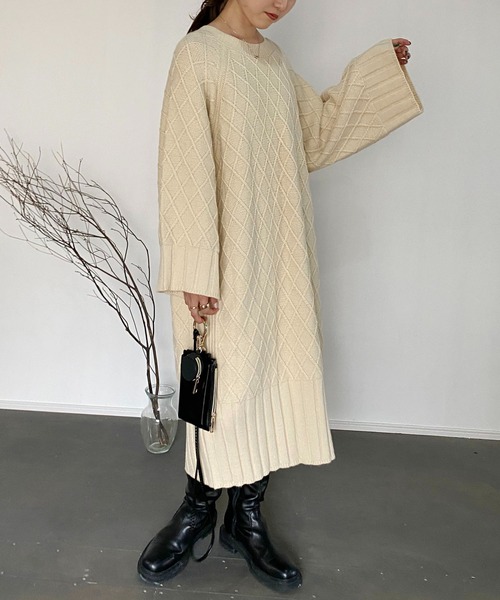 CAPRICIEUX LE'MAGE（カプリシューレマージュ）の「ダイヤケーブルチュニック（ワンピース・レディース・ブラック/イエロー/アイボリー・FREE）」の8枚目の写真