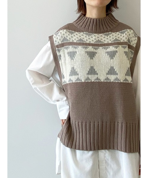 Samansa Mos2 blue（サマンサモスモスブルー）の「ジャカードニットベスト（ベスト・レディース・ブラック/モカ/ライトベージュ・ﾌﾘ-）」の3枚目の写真