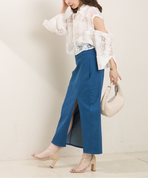 Chico（チコ）の「【新色追加】スリットハイウエストデニムタイトロングスカート（デニムスカート・レディース・ブラック/ネイビー/アイボリー/ブルー・FREE）」の10枚目の写真