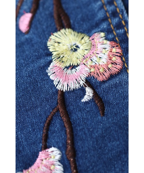 cawaii（カワイイ）の「超伸縮　梅の花刺繍デニムジャケット（デニムジャケット・レディース・ネイビー・FREE）」の20枚目の写真