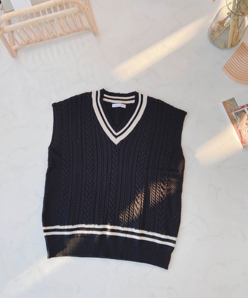 AS KNOW AS plus（アズノゥアズプラス）の「●ケーブルチルデンベスト（ベスト・レディース・ブラック/グリーン/アイボリー・FREE）」の7枚目の写真