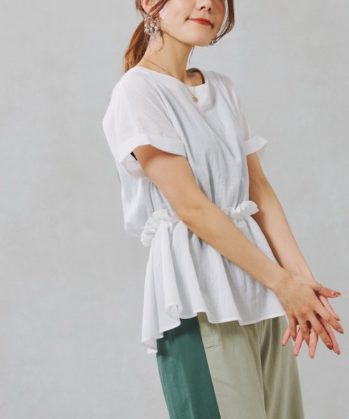 Chez toi(シェトワ)の「TCボイルペプラムブラウス(シャツ/ブラウス・レディース・ブラック/オフホワイト/ピンク/グリーン系その他・FREE)」の2枚目の写真