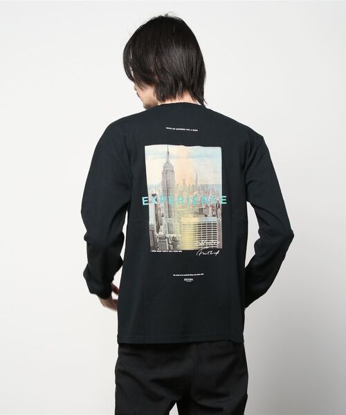 TRAP/U (トラップユー)の「バック フォトプリント コットン 天竺 ロングTシャツ(Tシャツ/カットソー・メンズ・ホワイト/ブラック/サックスブルー・L/M)」の13枚目の写真