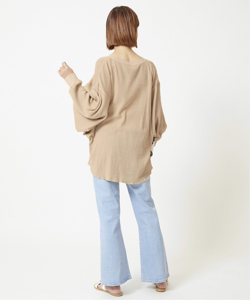 U by SPICK&SPAN（ユーバイスピックアンドスパン）の「【CAROUSELAMBRA】 WING WIDE T◆（Tシャツ/カットソー・レディース・ホワイト/ベージュ・FREE）」の11枚目の写真