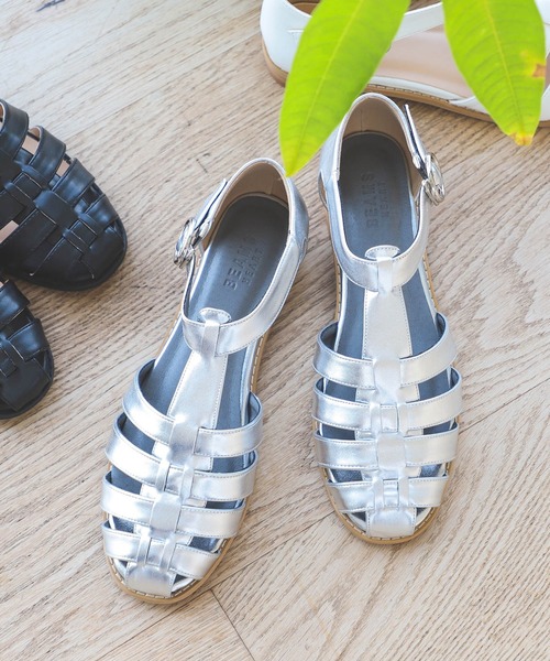 BEAMS HEART(ビームスハート)の「BEAMS HEART / フェイクレザー グルカサンダル(サンダル・レディース・オフホワイト/ミント/シルバー/ブラック/ホワイト系その他5/サックスブルー/ブラック系その他4・MEDIUM/LARGE/SMALL)」の7枚目の写真