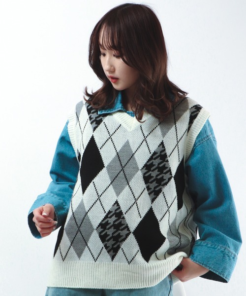 CIAO(チャオ)の「ciao ルーズ アーガイル柄&千鳥格子ベスト(ベスト・メンズ・ホワイト/ブラック/ブラウン・FREE)」の1枚目の写真