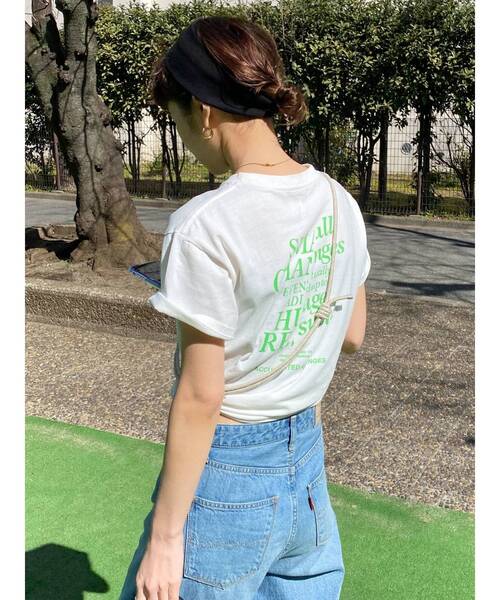 Ungrid（アングリッド）の「カラーロゴルーズTee（Tシャツ/カットソー・レディース・オフホワイト/ピンク/オレンジ/グリーン・FREE）」の9枚目の写真