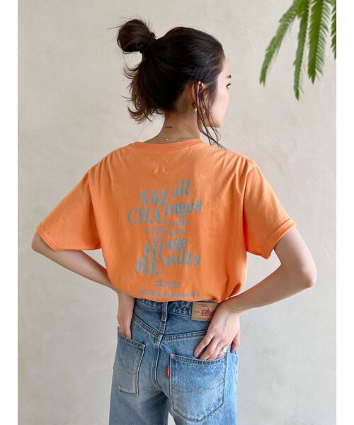 Ungrid（アングリッド）の「カラーロゴルーズTee（Tシャツ/カットソー・レディース・オフホワイト/ピンク/オレンジ/グリーン・FREE）」の16枚目の写真
