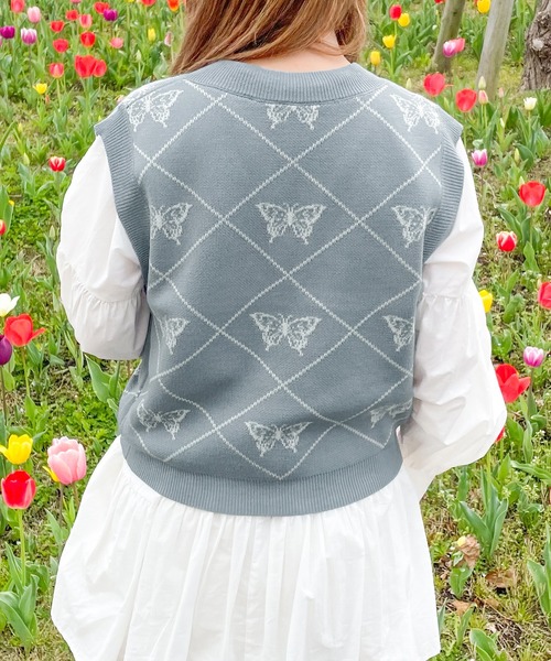 PairPair(ペアペア)の「バタフライジャガードベスト(ベスト・レディース・ブラック/ライトベージュ/グレイッシュブルー・フリー)」の8枚目の写真