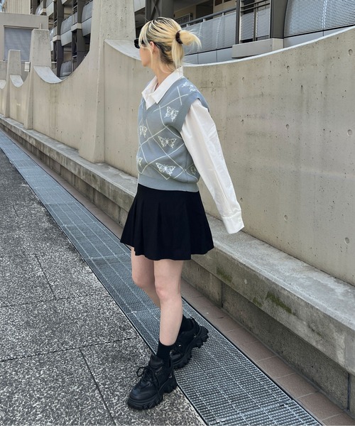 PairPair(ペアペア)の「バタフライジャガードベスト(ベスト・レディース・ブラック/ライトベージュ/グレイッシュブルー・フリー)」の22枚目の写真