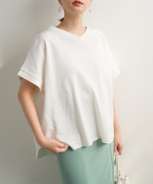 Futier land(フューティアランド)の「ワッフルVネックTシャツ(Tシャツ/カットソー・レディース・ホワイト/ブラック/チャコールグレー/モカ・MEDIUM)」の11枚目の写真