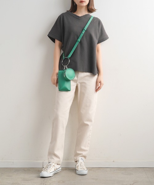 Futier land(フューティアランド)の「ワッフルVネックTシャツ(Tシャツ/カットソー・レディース・ホワイト/ブラック/チャコールグレー/モカ・MEDIUM)」の22枚目の写真