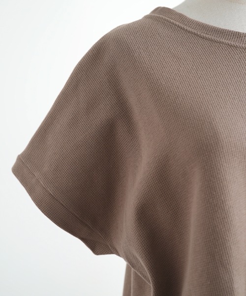 Futier land(フューティアランド)の「ワッフルVネックTシャツ(Tシャツ/カットソー・レディース・ホワイト/ブラック/チャコールグレー/モカ・MEDIUM)」の8枚目の写真