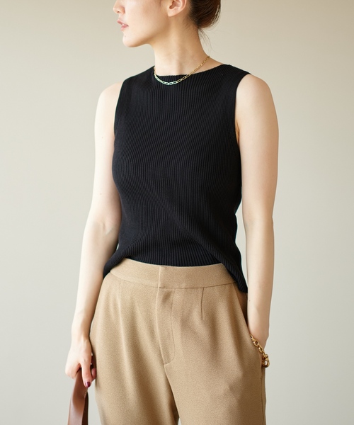 IENA（イエナ）の「レーヨンコットン RIB ボートネック ノースリーブ プルオーバー（ニット/セーター・レディース・グリーン系その他/ホワイト/ピンク/ブラック・FREE）」の7枚目の写真