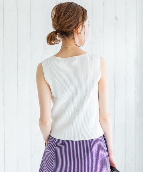 IENA（イエナ）の「レーヨンコットン RIB ボートネック ノースリーブ プルオーバー（ニット/セーター・レディース・グリーン系その他/ホワイト/ピンク/ブラック・FREE）」の17枚目の写真