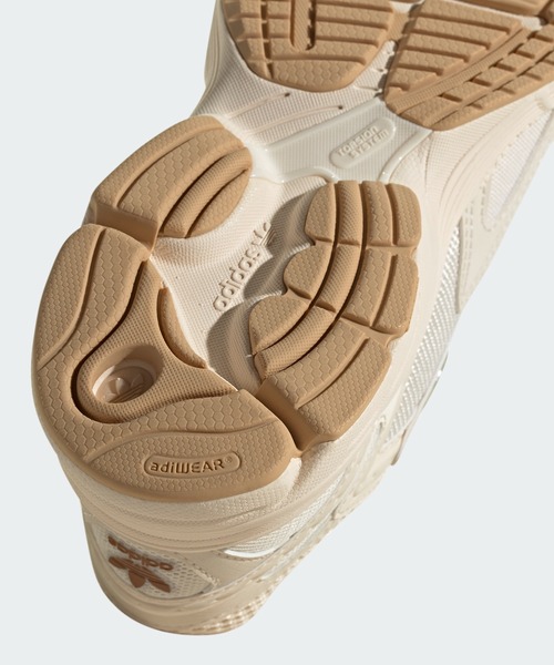 adidas（アディダス）の「アディダスアスター / adidas ASTIR W / 厚底スニーカー / アディダスオリジナルス / adidas Originals (レディース)（スニーカー・レディース・オフホワイト/ブラック×ブラック・22.5cm/23.5cm/24.5cm/25.5cm/26.5cm/27.5cm/23.0cm/24.0cm/25.0cm/26.0cm/27.0cm/28.0cm/22.0cm）」の8枚目の写真