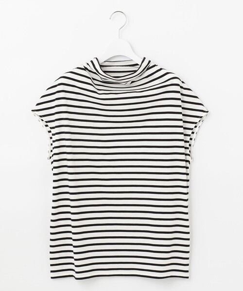 Feroux(フェルゥ)の「【吸水速乾・洗える】ハイネック Tシャツ(Tシャツ/カットソー・レディース・ホワイト系/ブラック系1/グレー系/アイボリー系/サックスブルー系/イエロー系・F)」の2枚目の写真