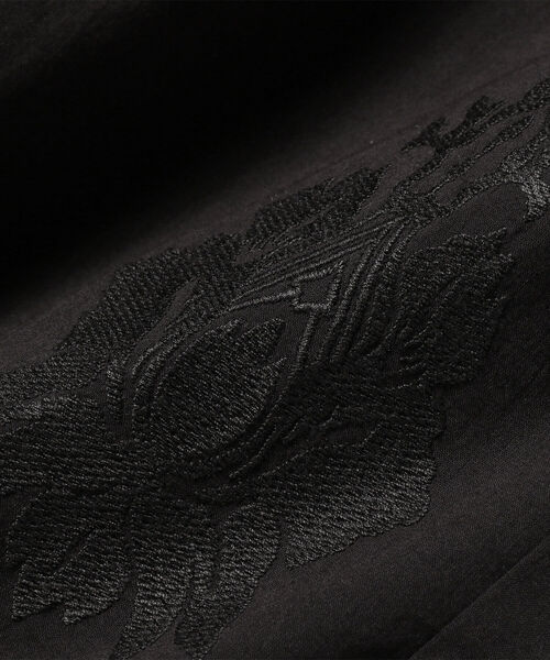 BEAMS LIGHTS(ビームスライツ)の「BEAMS LIGHTS / ボイル エンブロイド シャツ(シャツ/ブラウス・メンズ・ブラック/ブラウン・SMALL/MEDIUM/LARGE)」の9枚目の写真