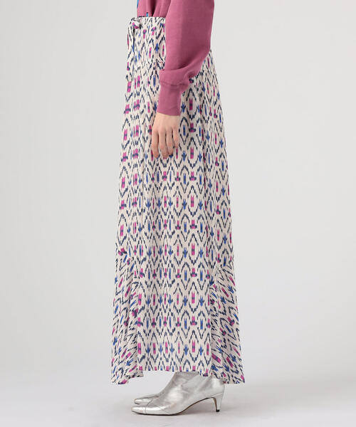 ISABEL MARANT(イザベルマラン)の「ISABEL MARANT ETOILE ALONA レーヨン プリントロングスカート(スカート・レディース・ホワイト系その他/レッド系その他2・36/34)」の5枚目の写真