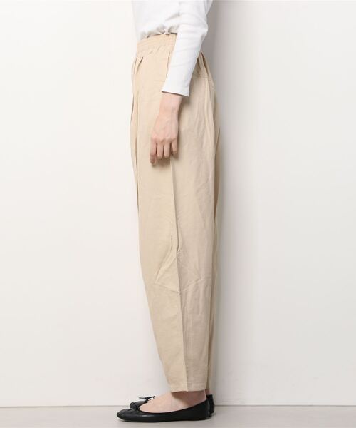 Uncut Bound（アンカットバウンド）の「CHIGNON(シニヨン)  クレセントイージーパンツ（その他パンツ・レディース・アイボリー・FREE）」の2枚目の写真