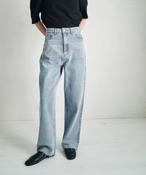 4youstory(フォーユーストーリー)の「【4youstory】デニムハイウエストパンツ(デニムパンツ・レディース・グレー/オフホワイト/ブルー/ブルー系その他・SMALL/MEDIUM)」の4枚目の写真