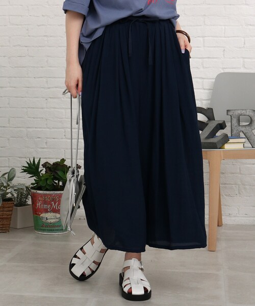 Cutie Blonde(キューティーブロンド)の「◆【洗濯機可/接触冷感/吸水速乾/UVカット】すそくるっスラブ調スカンツ(その他パンツ・レディース・ネイビー/カーキ/グリーン/ナチュラル/ピンク系/黄緑系/ブルー/ブラック・01/02/03)」の6枚目の写真