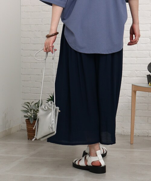 Cutie Blonde(キューティーブロンド)の「◆【洗濯機可/接触冷感/吸水速乾/UVカット】すそくるっスラブ調スカンツ(その他パンツ・レディース・ネイビー/カーキ/グリーン/ナチュラル/ピンク系/黄緑系/ブルー/ブラック・01/02/03)」の13枚目の写真