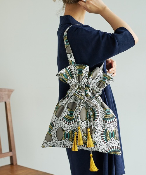 Pal collection（パルコレクション）の「アフリカ柄巾着バッグ（トートバッグ・レディース・カーキ/レッド/ホワイト・FREE）」の6枚目の写真