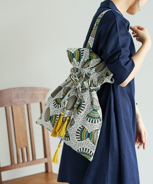 Pal collection（パルコレクション）の「アフリカ柄巾着バッグ（トートバッグ・レディース・カーキ/レッド/ホワイト・FREE）」の22枚目の写真