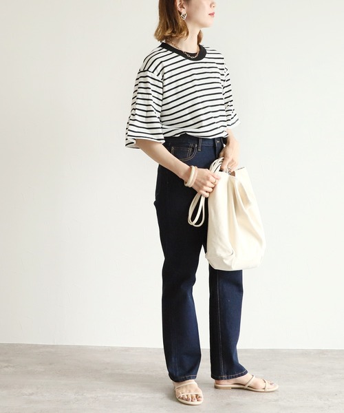 reca(レカ)の「袖タック入りボーダーTシャツ(Tシャツ/カットソー・レディース・ブラック/ホワイト/ブルー/ベージュ・FREE)」の6枚目の写真