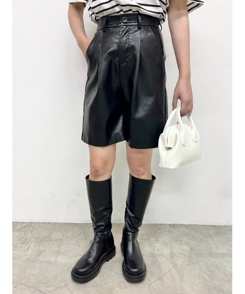 PHILLY(フィリー)の「フェイクレザータックショートパンツ(その他パンツ・レディース・ブラック・FREE)」の20枚目の写真