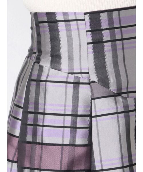 LAGUNAMOON（ラグナムーン）の「チェックジャガードフレアースカート（スカート・レディース・パープル/ブラック・MEDIUM/SMALL）」の11枚目の写真