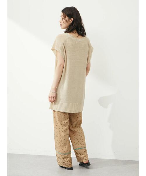 Green　Parks（グリーンパークス）の「テープヤーンニットVネックベスト（ベスト・レディース・ブラウン/グリーン/ライトベージュ・FREE）」の15枚目の写真
