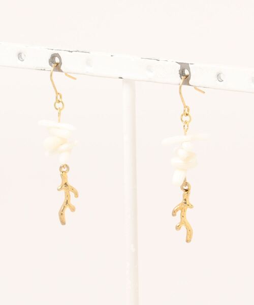 tone(トーン)の「【nocca】coral pierce(ピアス(両耳用)・レディース・ホワイト/ピンク・FREE)」の1枚目の写真
