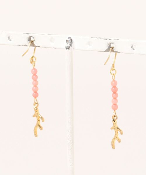 tone(トーン)の「【nocca】coral pierce(ピアス(両耳用)・レディース・ホワイト/ピンク・FREE)」の3枚目の写真
