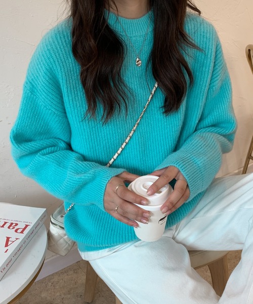 ECLIN（エクラン）の「オーバーサイズクルーネック畦編みプルオーバー（ニット/セーター・レディース・グリーン/アイボリー/モカ/ブルー系その他・FREE）」の4枚目の写真