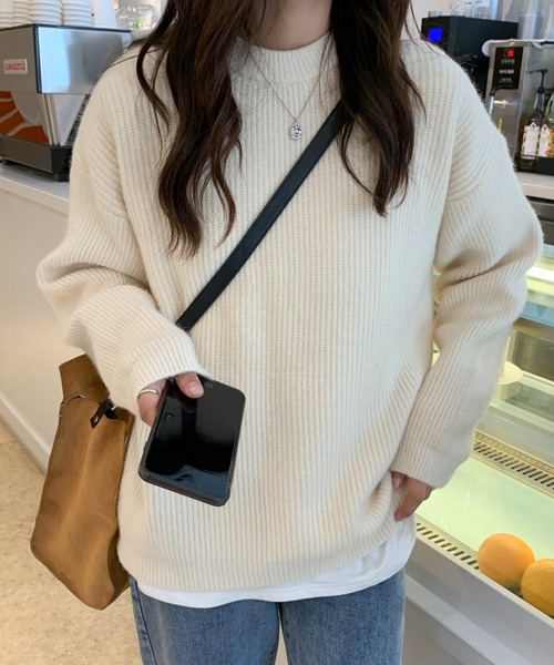 ECLIN（エクラン）の「オーバーサイズクルーネック畦編みプルオーバー（ニット/セーター・レディース・グリーン/アイボリー/モカ/ブルー系その他・FREE）」の10枚目の写真