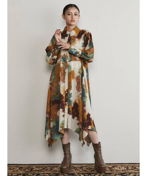 MURUA（ムルーア）の「【WEB限定 ITEM】アートプリントシャツ