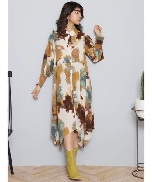 MURUA（ムルーア）の「【WEB限定 ITEM】アートプリントシャツ