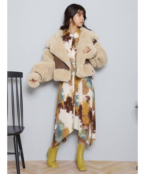 MURUA(ムルーア)の「【WEB限定 ITEM】アートプリントシャツワンピース(ワンピース・レディース・パープル/カーキ・FREE)」の11枚目の写真