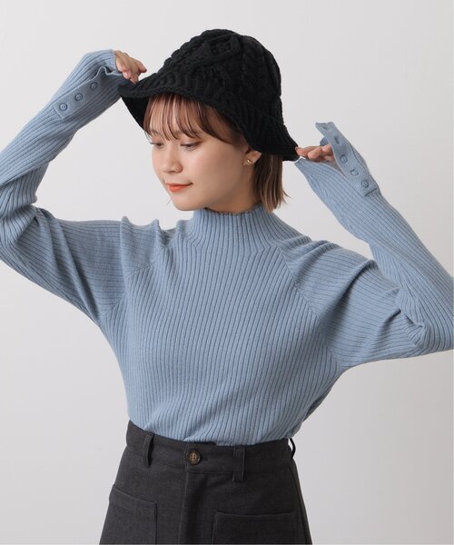 DOUBLE NAME(ダブルネーム)の「抗菌防臭アンチピリングハイネックラグランニット(ニット/セーター・レディース・ブラック/サックスブルー/キャメル/キナリ・FREE)」の3枚目の写真