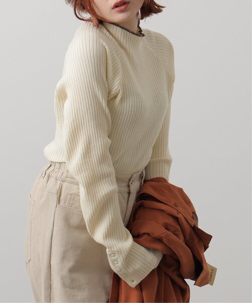 DOUBLE NAME(ダブルネーム)の「抗菌防臭アンチピリングハイネックラグランニット(ニット/セーター・レディース・ブラック/サックスブルー/キャメル/キナリ・FREE)」の1枚目の写真