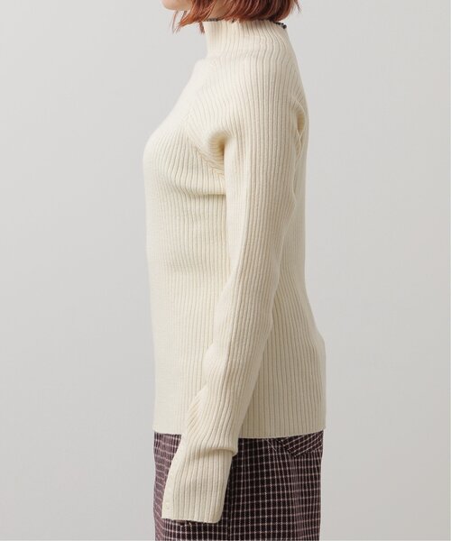 DOUBLE NAME(ダブルネーム)の「抗菌防臭アンチピリングハイネックラグランニット(ニット/セーター・レディース・ブラック/サックスブルー/キャメル/キナリ・FREE)」の20枚目の写真